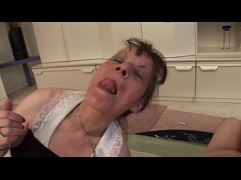 ❤️ İki nənənin və bir babanın üçlü var ❤ Sərt porno pornoda az.oldsex.ru ❌️❤